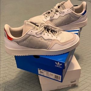 Adidas Men’s SuperCourt Shoes Size 10.5